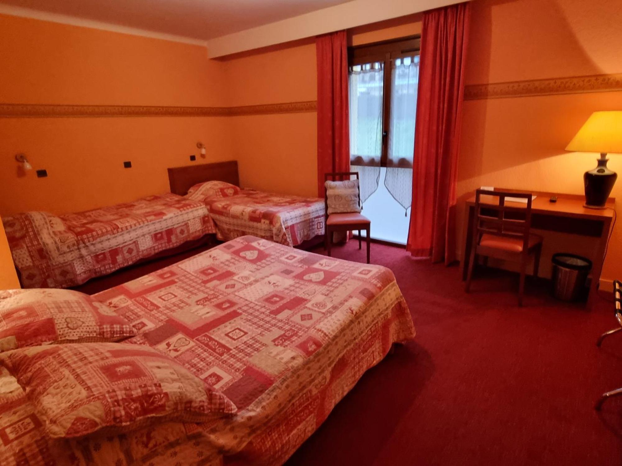 Hotel Bellevue アイズ エクステリア 写真